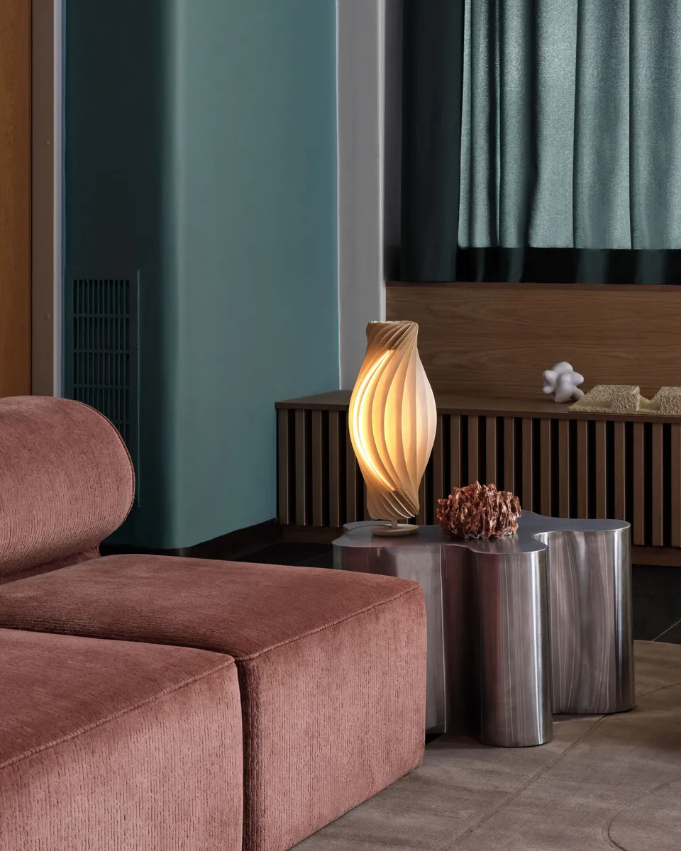Tom Rossau No.111 bordlampe bjørk flatpakket