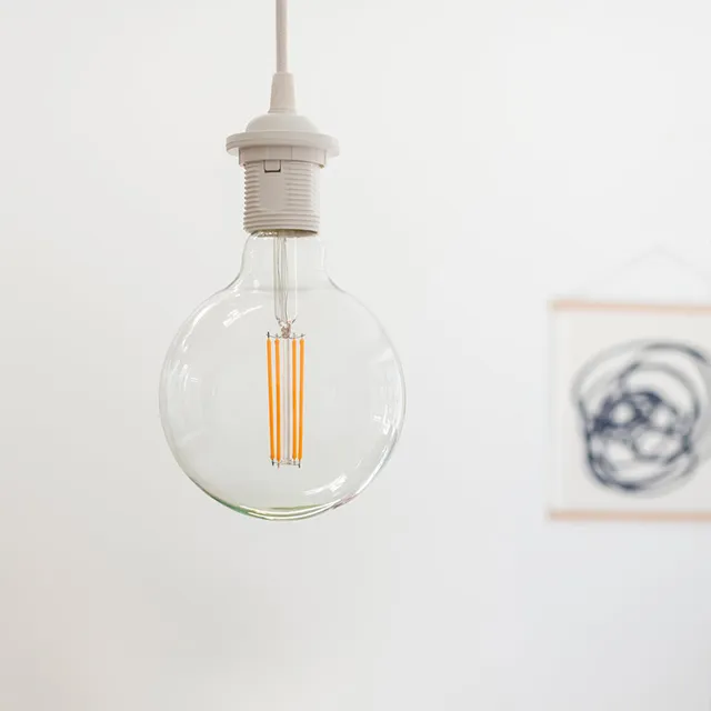 UMAGE Big Idea E27 lyspære 3W 2200K 350lm