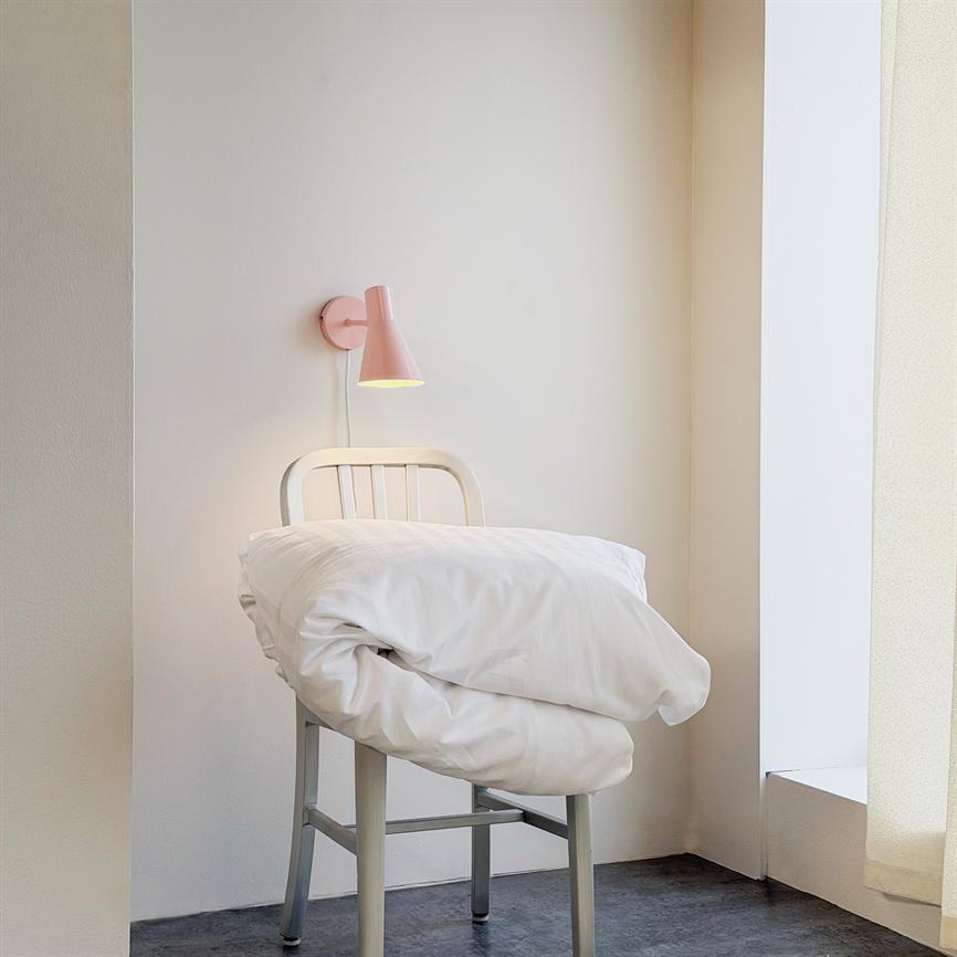 Dyberg Larsen DL12 vegglampe rosa metall