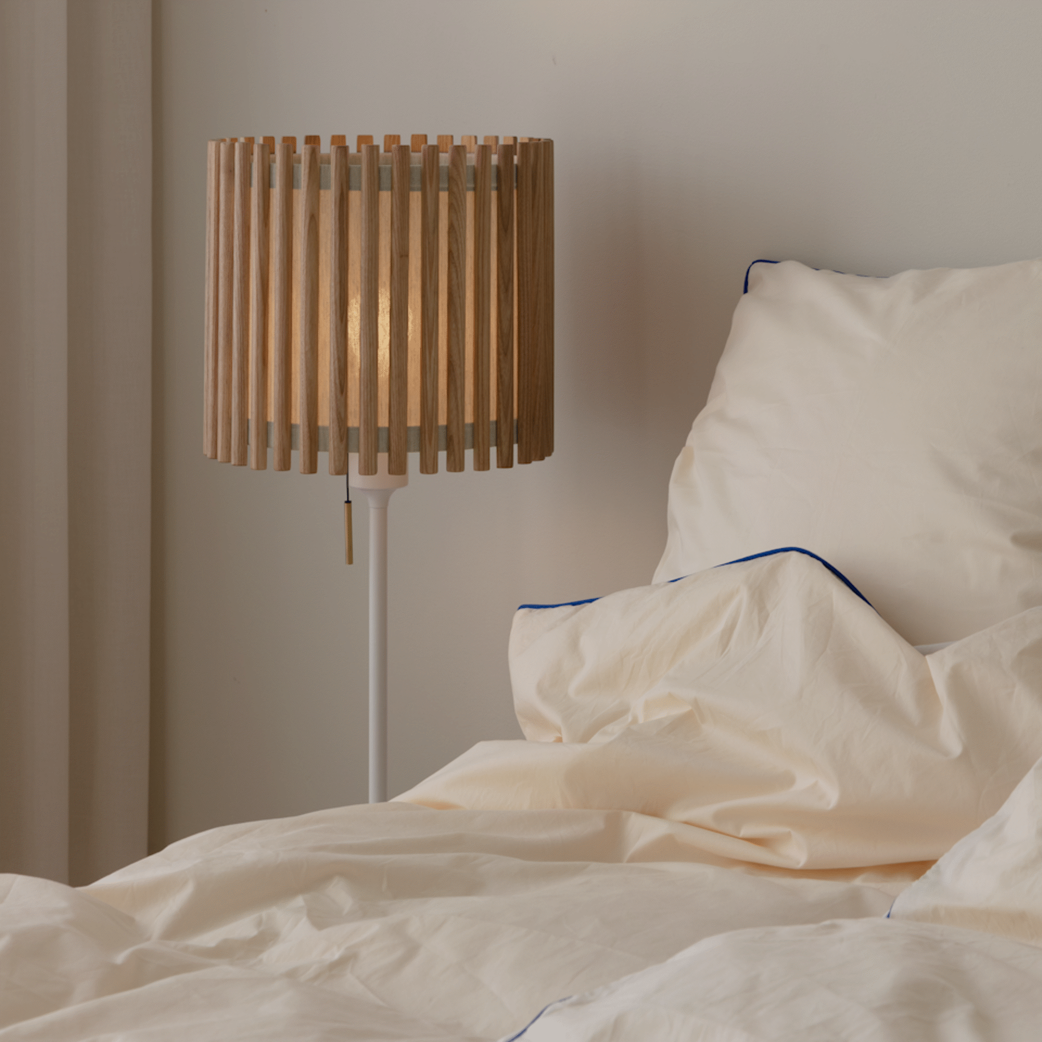 Umage Komorebi Circle lampskjerm mini eik tekstil