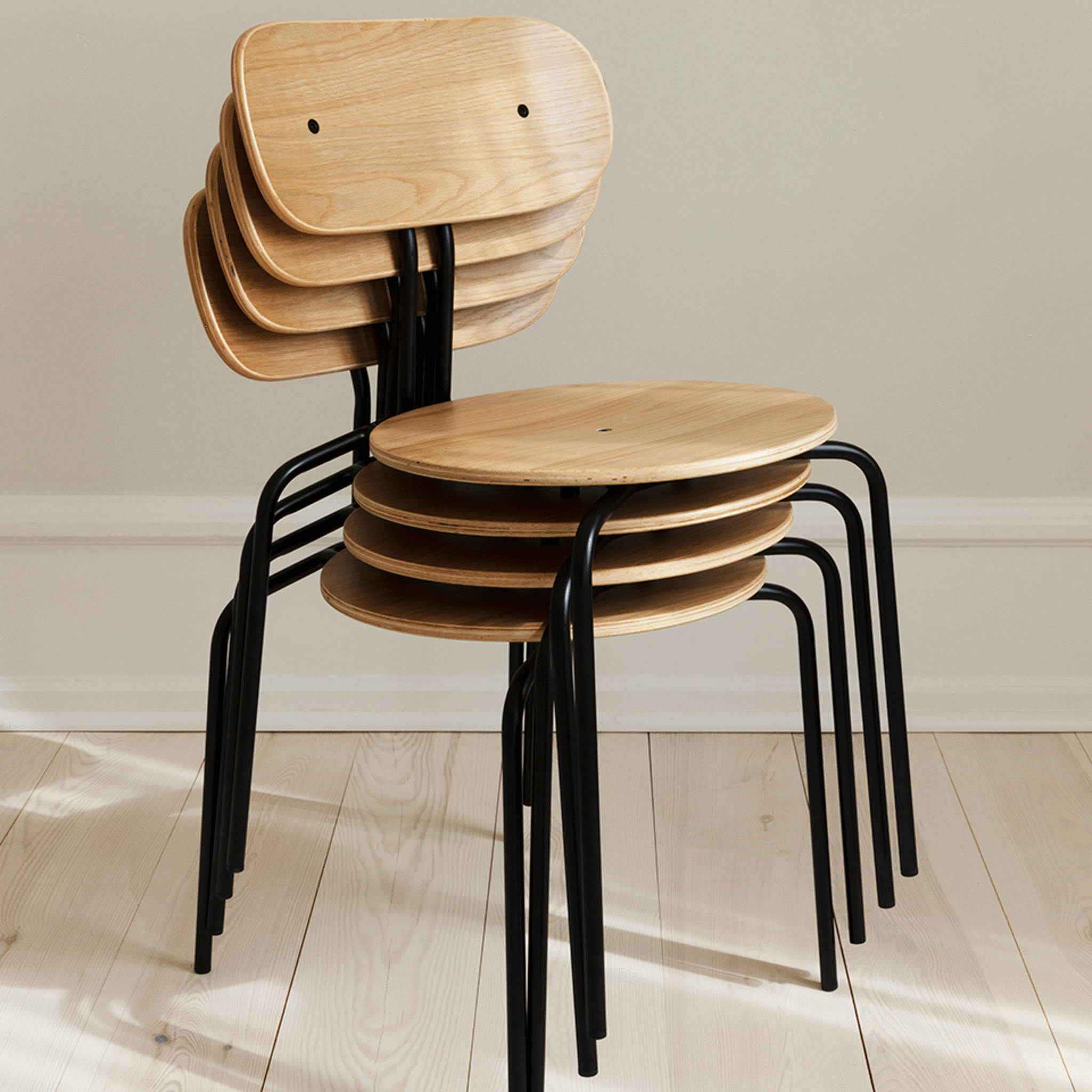 Umage Curious spisestol eik sugar brown stabelbar