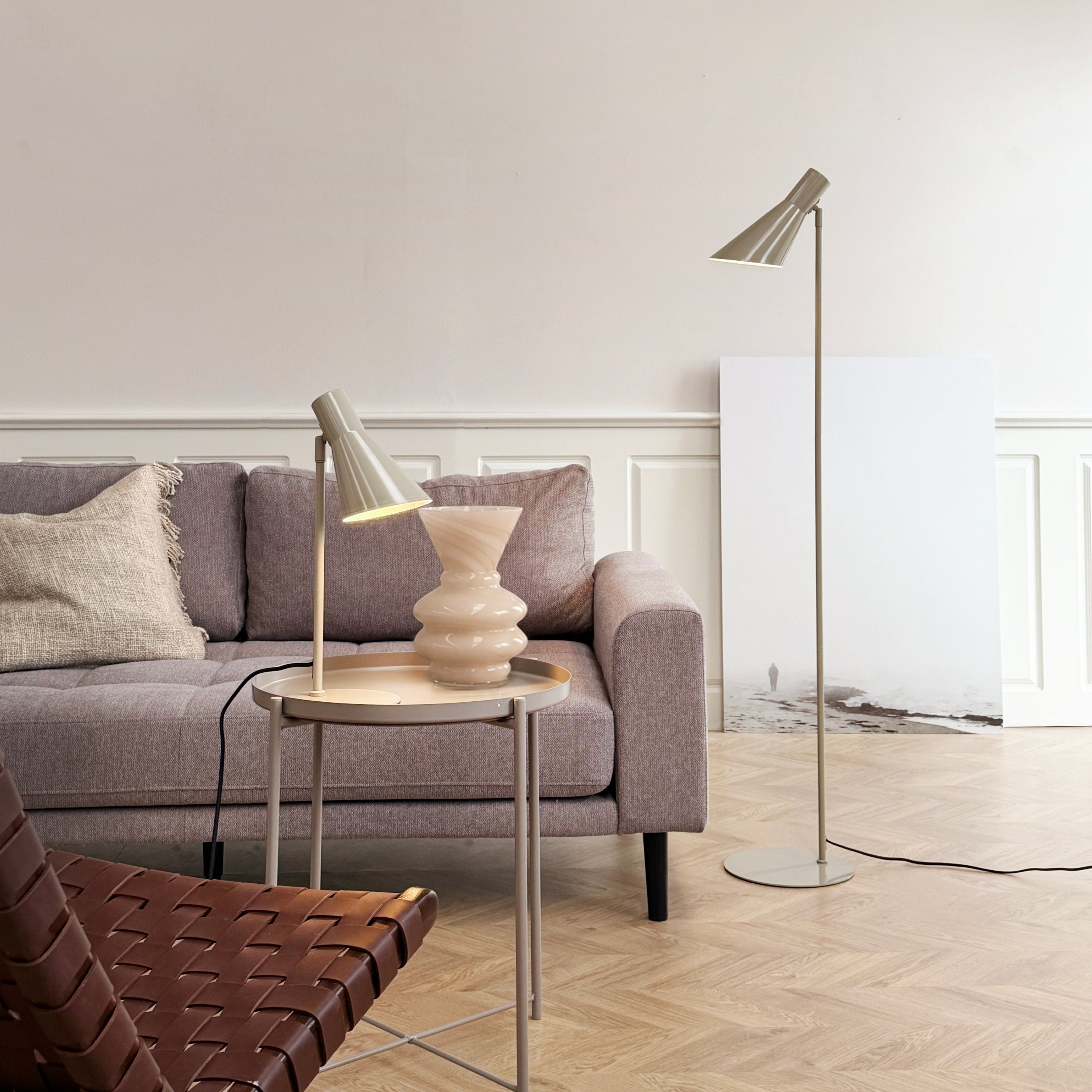 Dyberg Larsen DL12 gulvlampe grå E27 leselampe