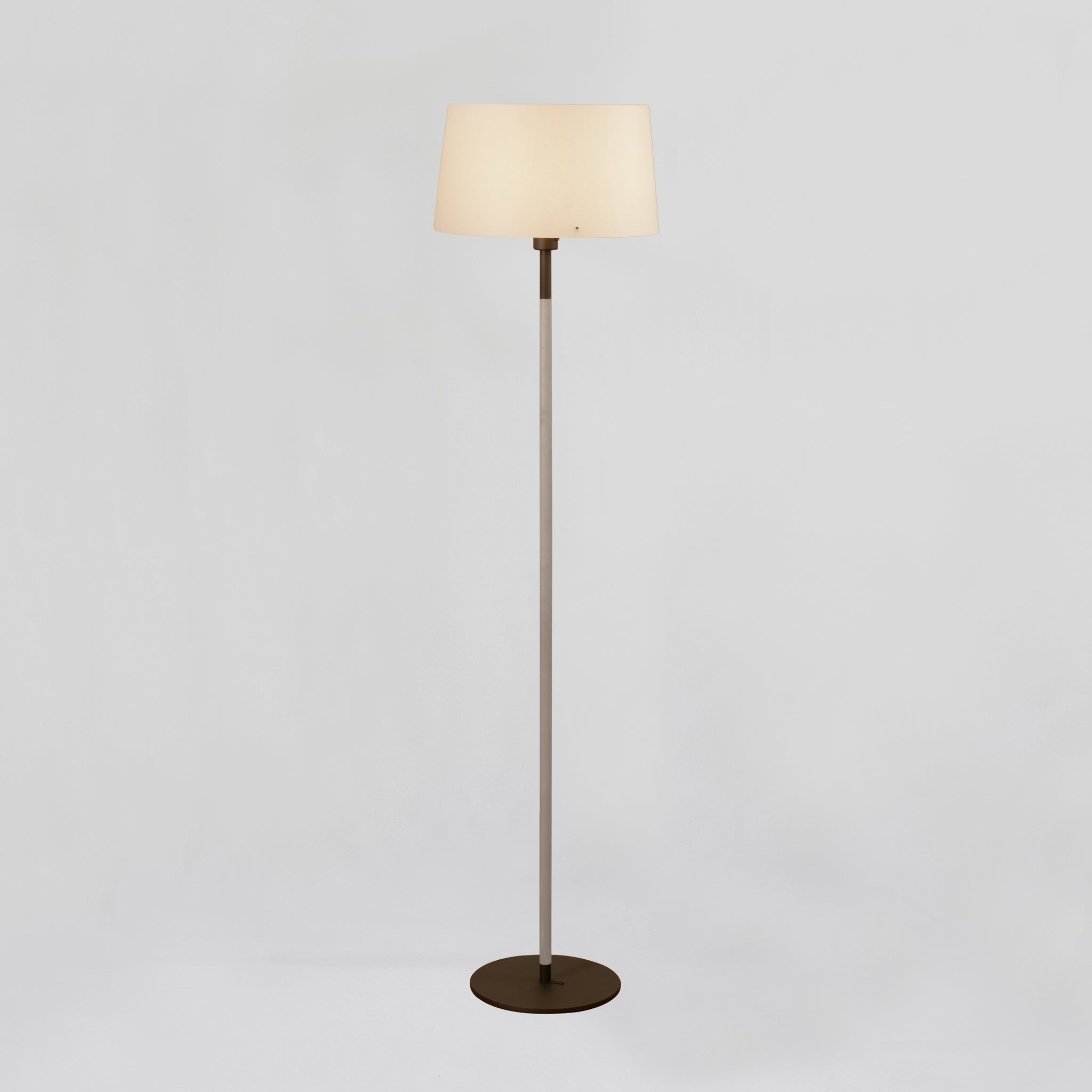 Zlamp Z 743-3733 gulvlampe bjørk kitt 155 cm
