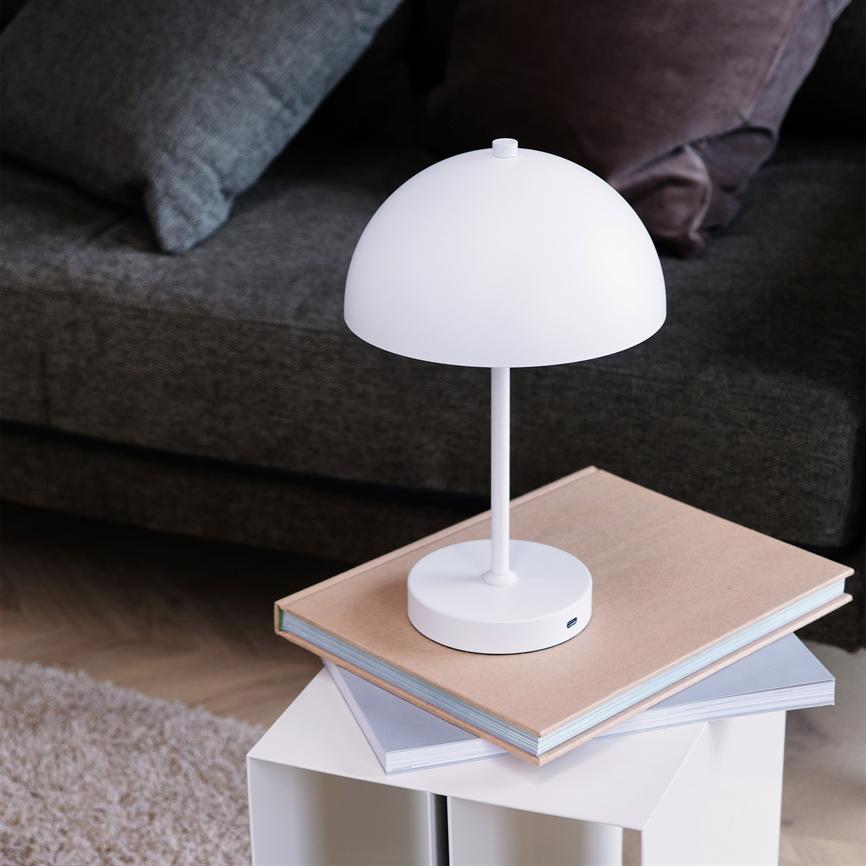 Dyberg Larsen Stockholm bordlampe hvit oppladbar