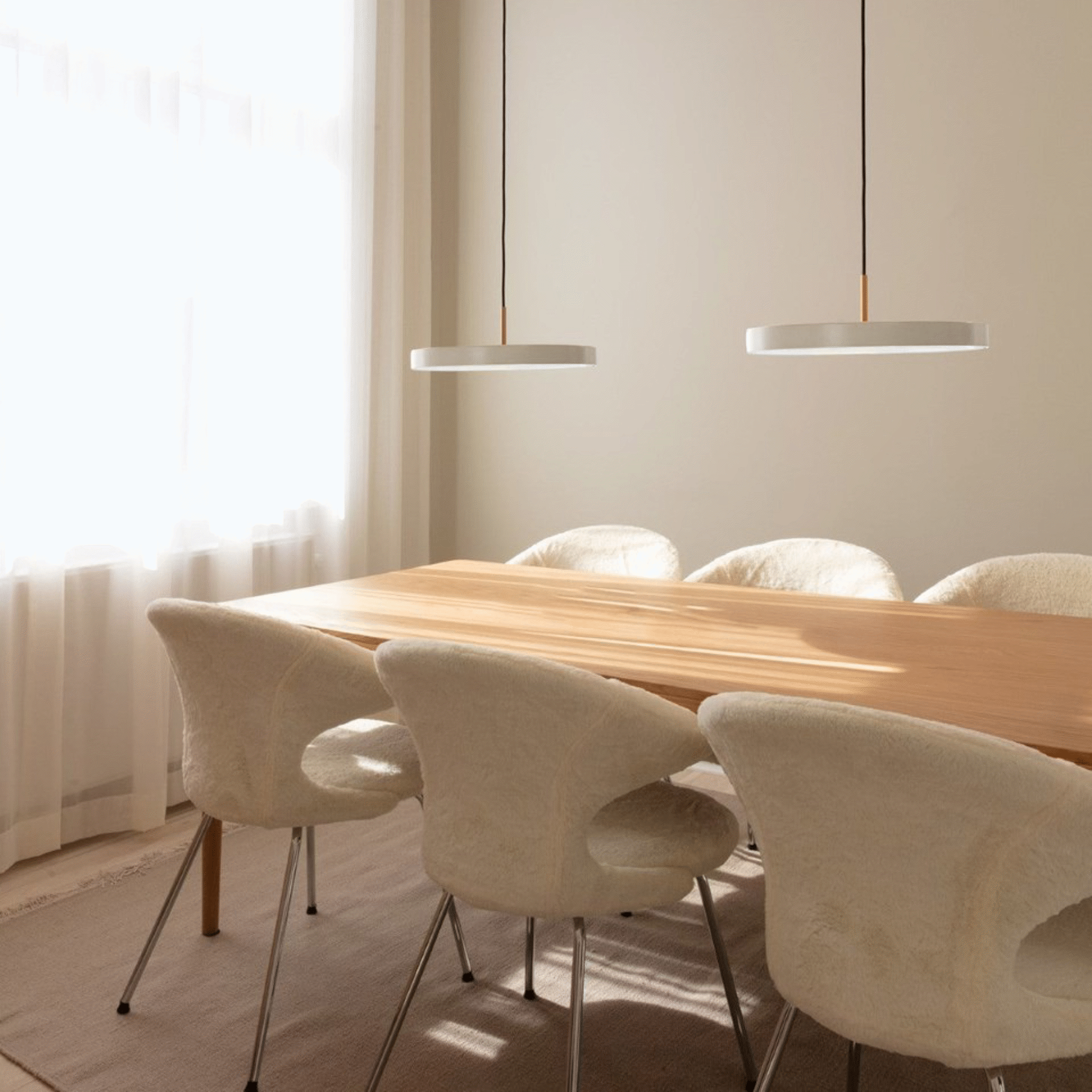 UMAGE Asteria Plus pendel perlehvit messing medium