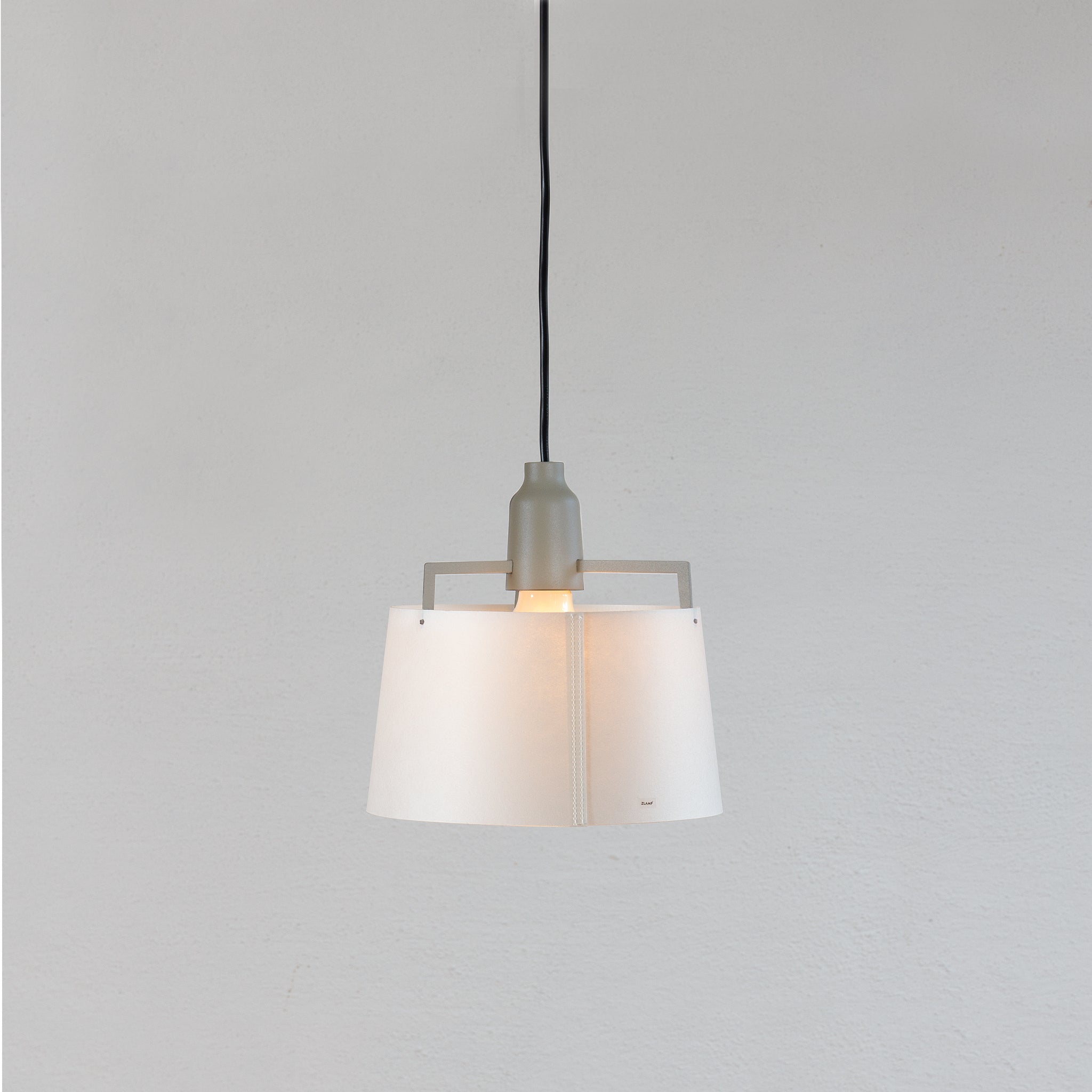 Zlamp Zpindel 654-2119 pendel 21 cm mørkegrå morbærpapir