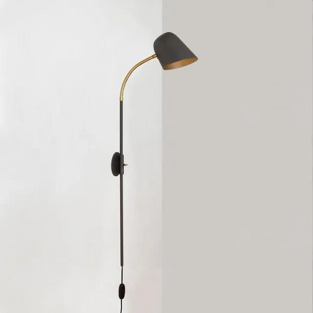Zlamp Q15 438-15 vegglampe langt rør mørkegrå dimmer
