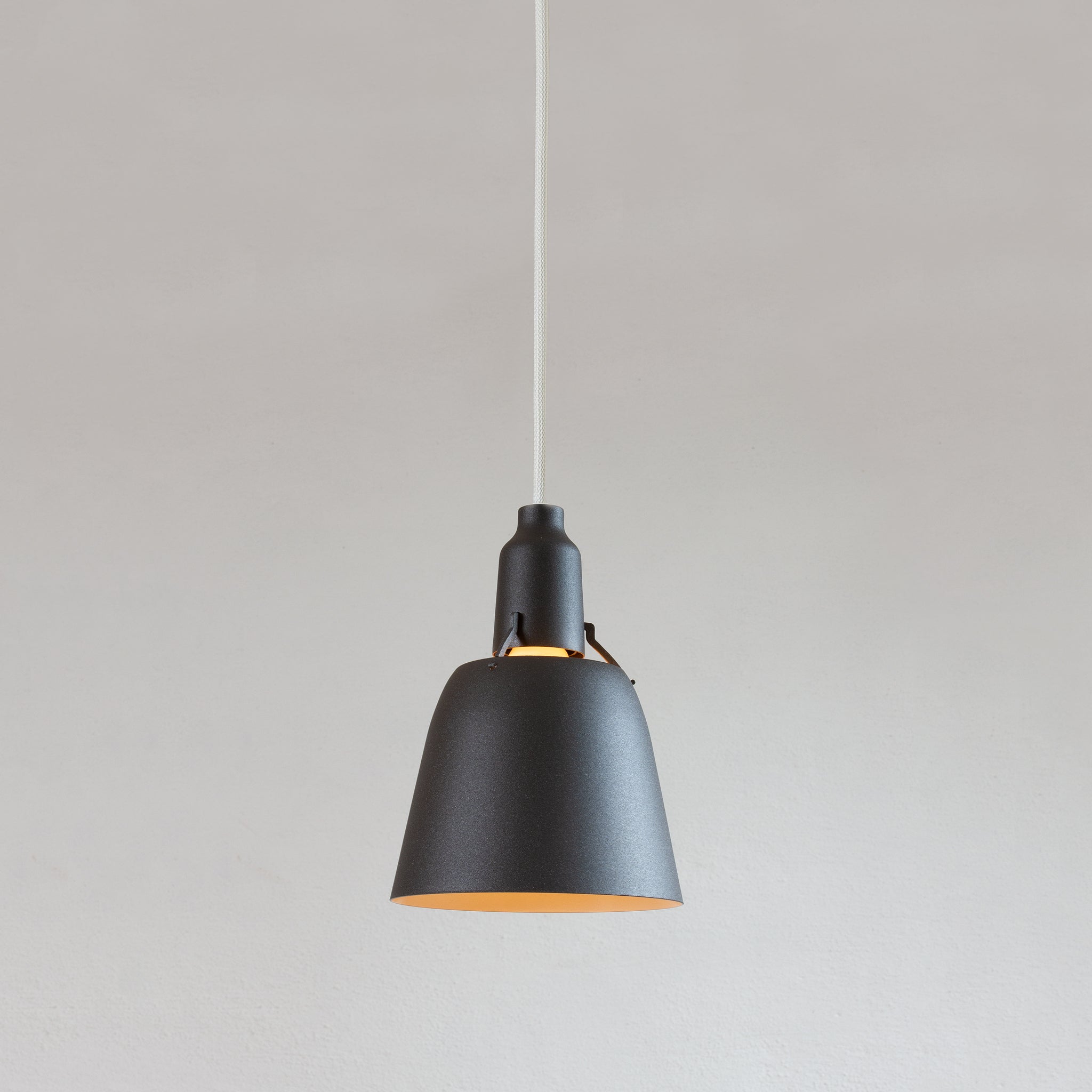 Zlamp P 656-15 pendel greige vinduslampe