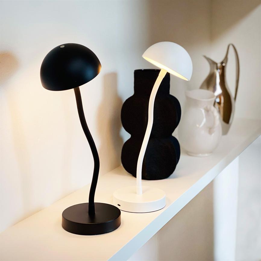 Dyberg Larsen Fonzy bordlampe svart oppladbar