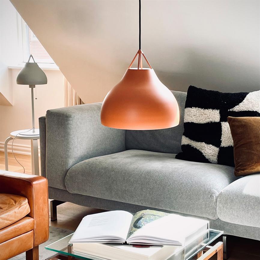 Dyberg Larsen Pyra pendel cognac taklampe