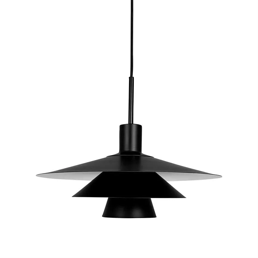 Dyberg Larsen Kay pendel Ø30 svart taklampe