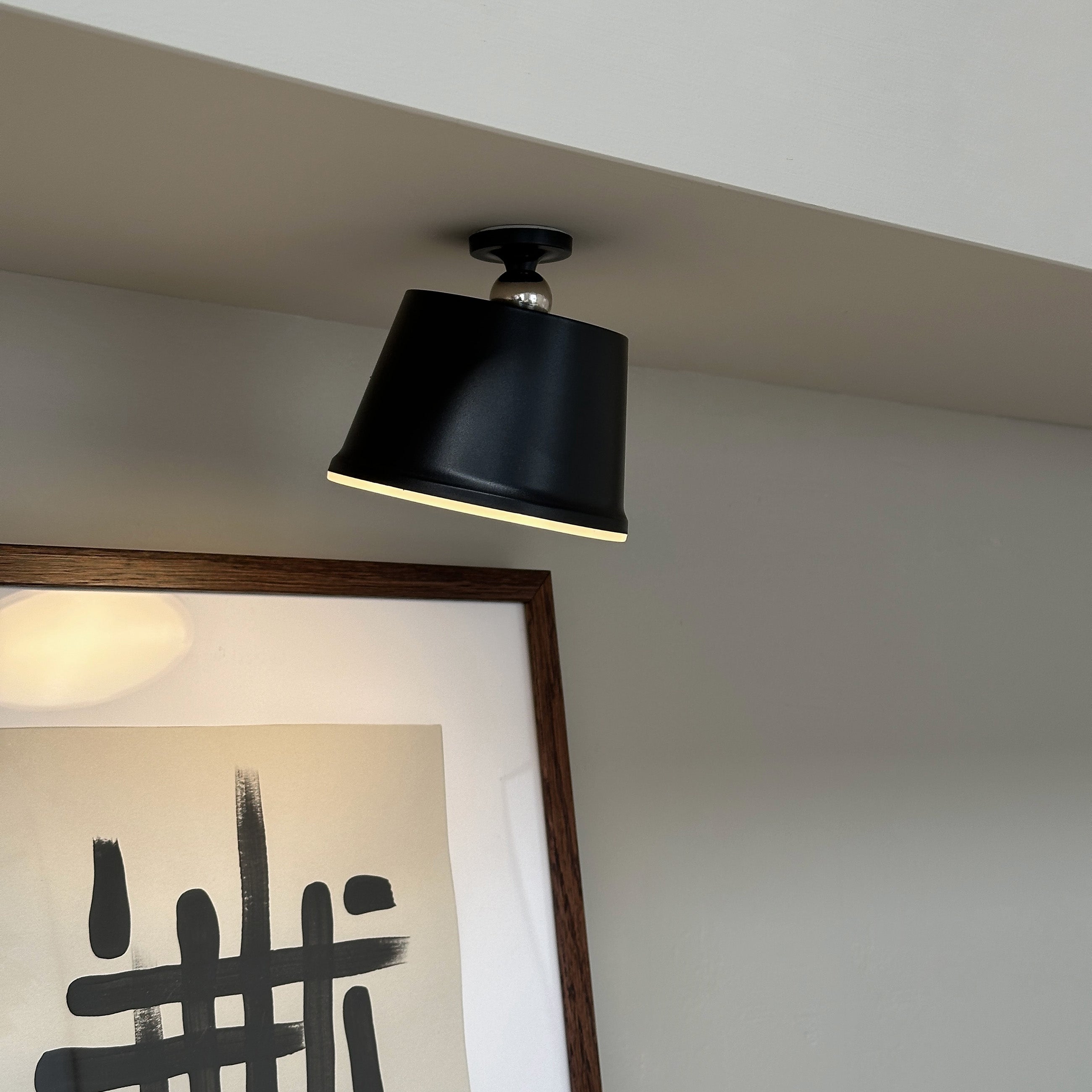 Dyberg Larsen POP LED bordlampe sort oppladbar