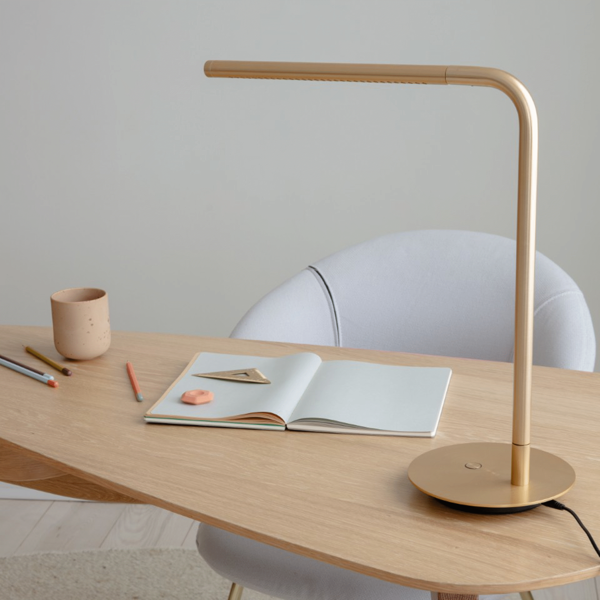 Umage Omni bordlampe svart aluminium oppladbar