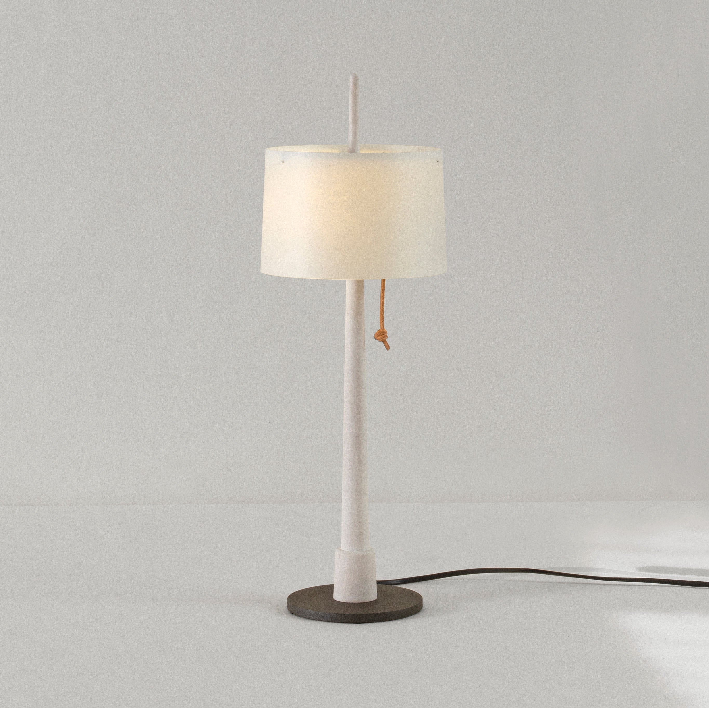 Zlamp Gadd 928-1716 bordlampe liten svart morbær