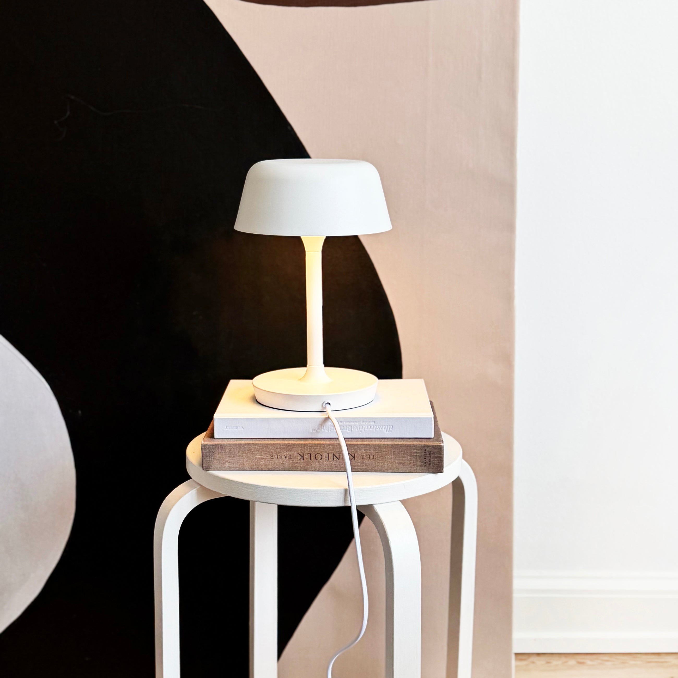 Dyberg Larsen Valencia bordlampe hvit G9