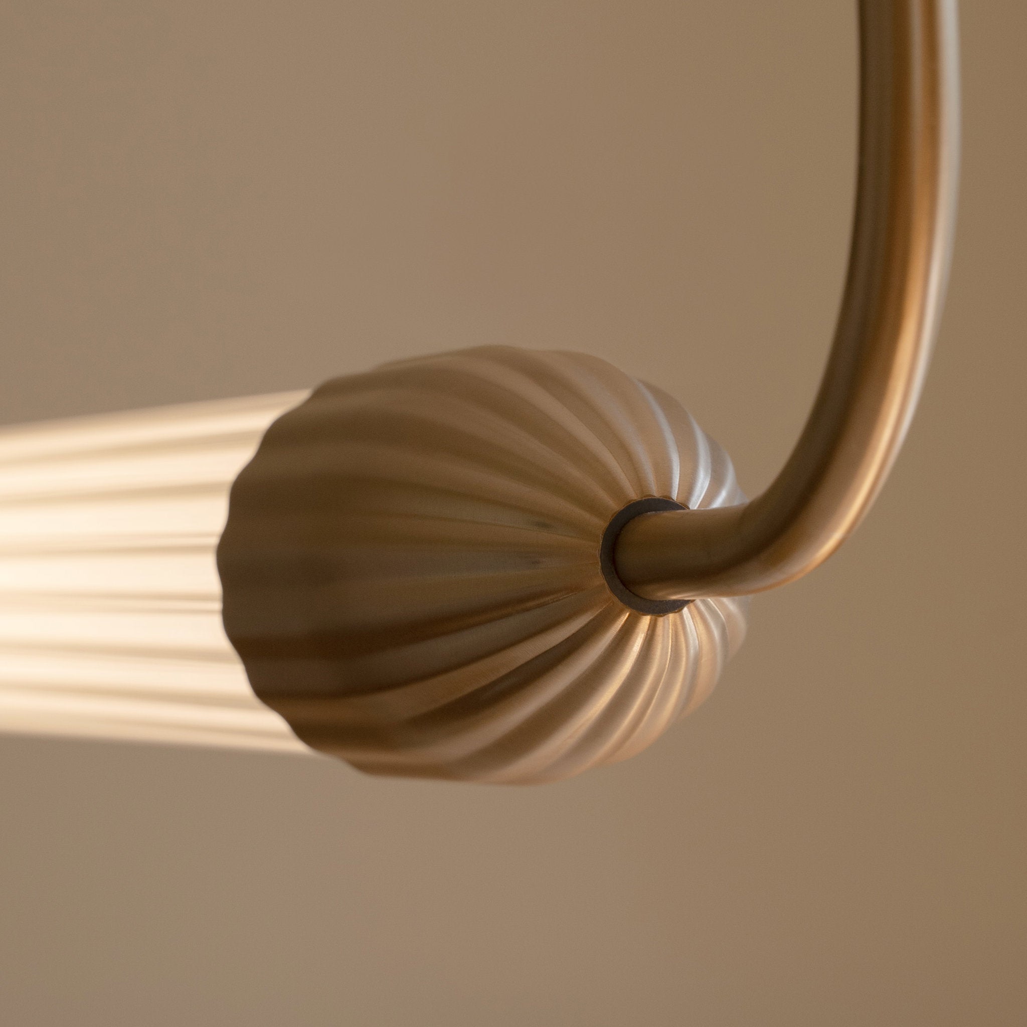 UMAGE Lemon Squeeze Linear pendellampe messing