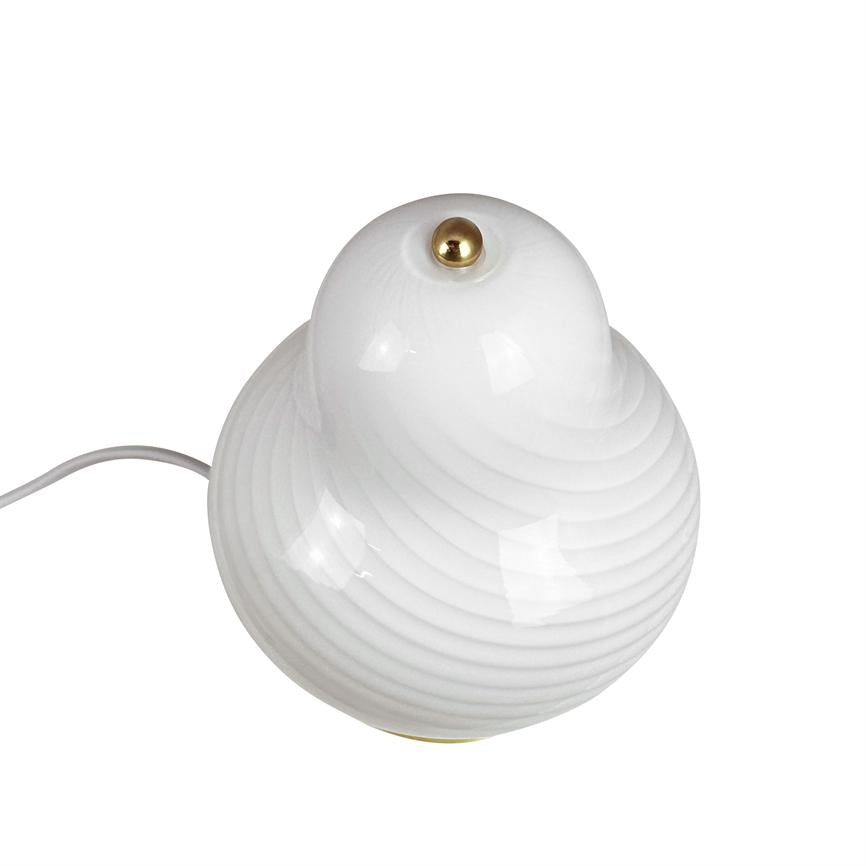 Dyberg Larsen Lucy bordlampe hvit glass stemning