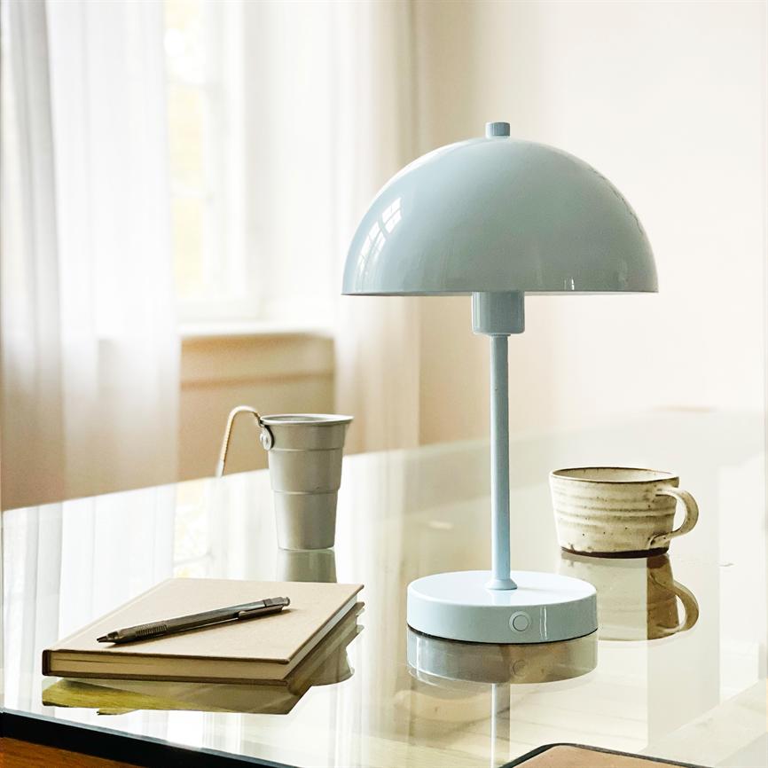 Dyberg Larsen Stockholm 2.0 bordlampe isblå