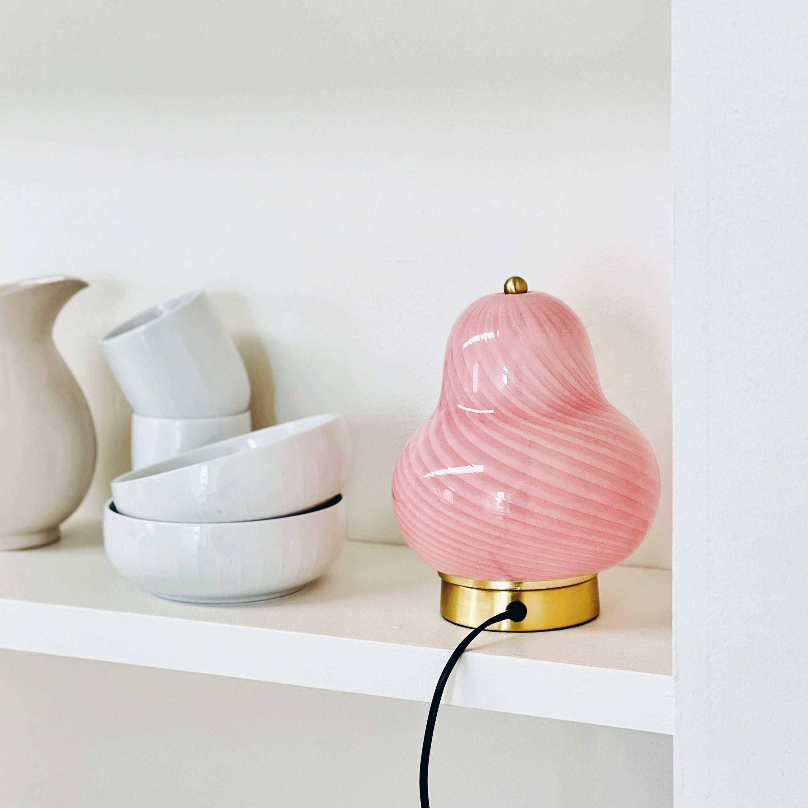 Dyberg Larsen Lucy bordlampe rosa glass
