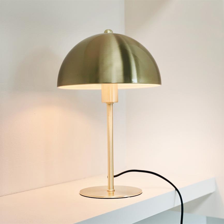 Dyberg Larsen Lyon bordlampe messing – oppladbar lanterne