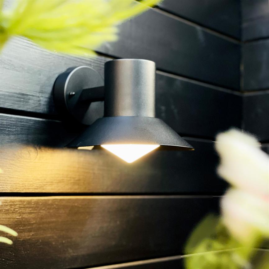 Dyberg Larsen Venice utendørslampe sort IP44