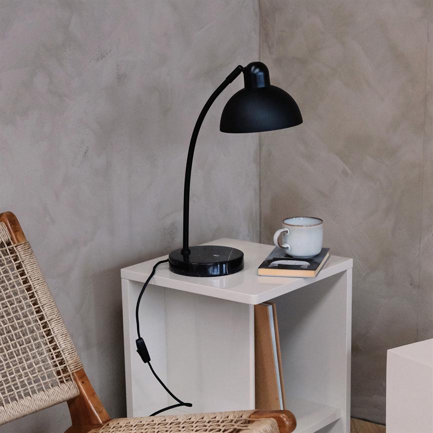 Dyberg Larsen Eric bordlampe svart marmorbase