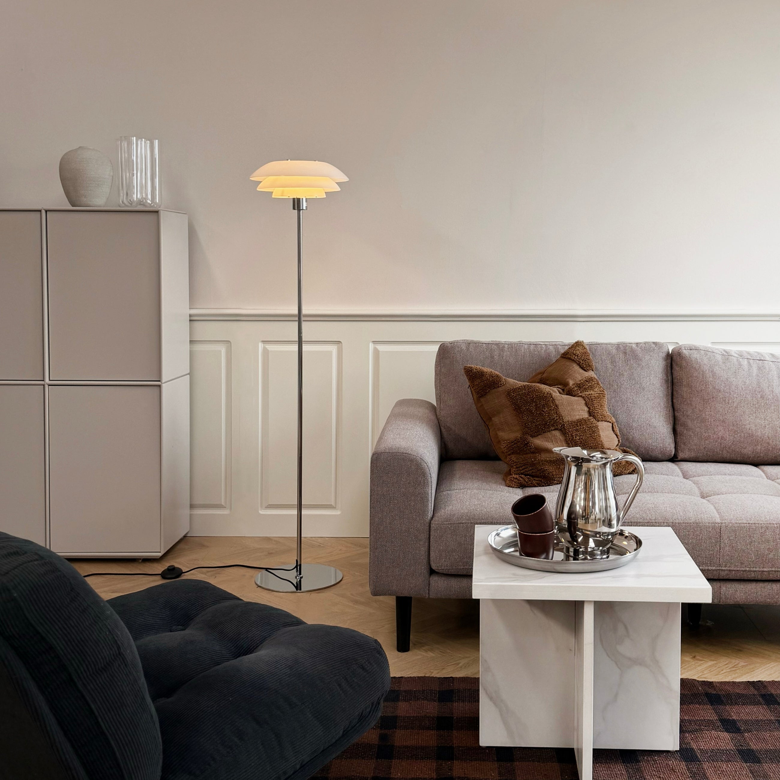 Dyberg Larsen DL31 gulvlampe opal 3 skjermer