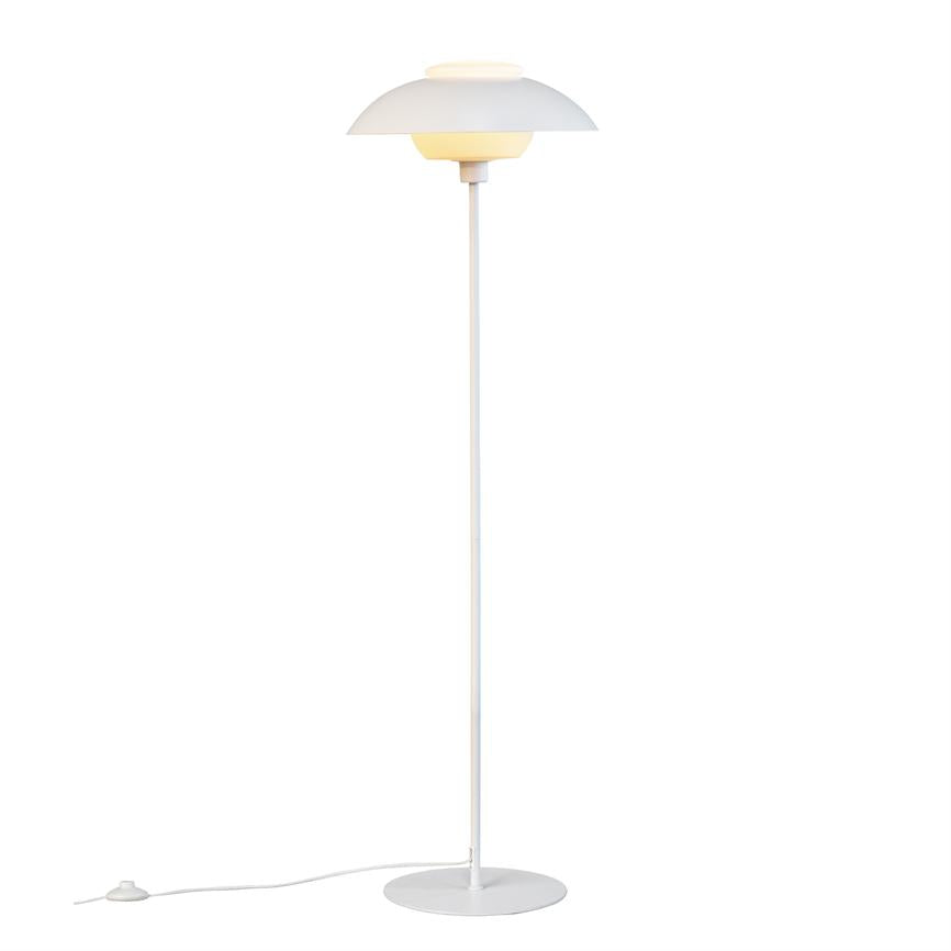 Dyberg Larsen Opus Gulvlampe hvit opalglass