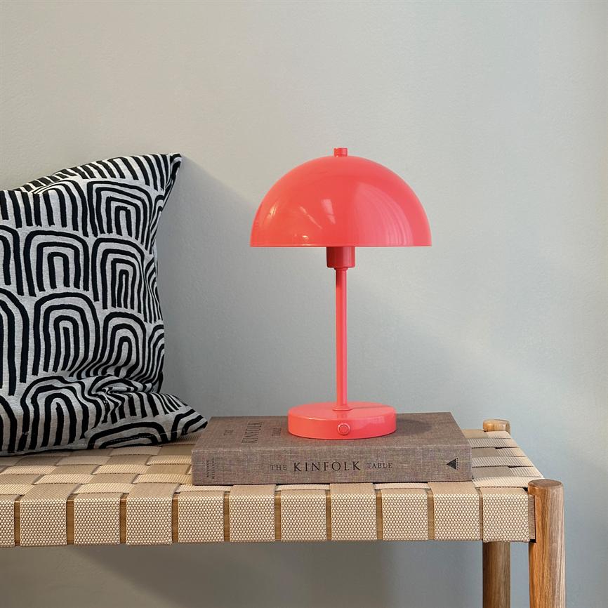 Dyberg Larsen Stockholm bordlampe melon oppladbar