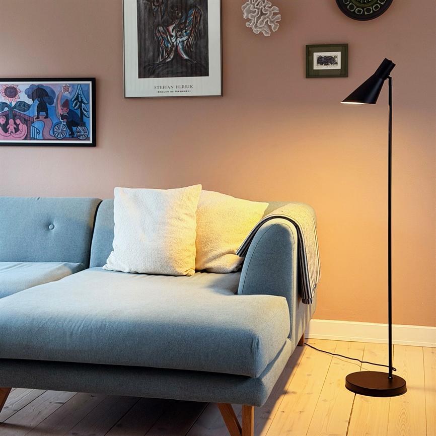 Dyberg Larsen DL12 gulvlampe svart