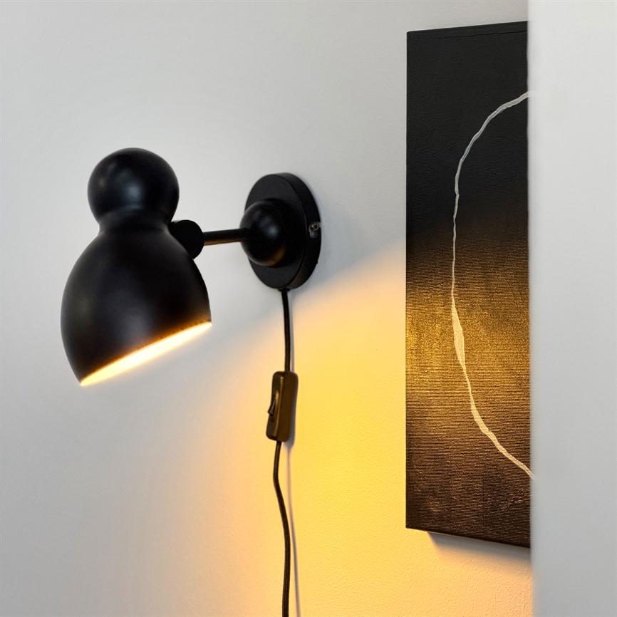 Dyberg Larsen Ludo vegglampe svart metall