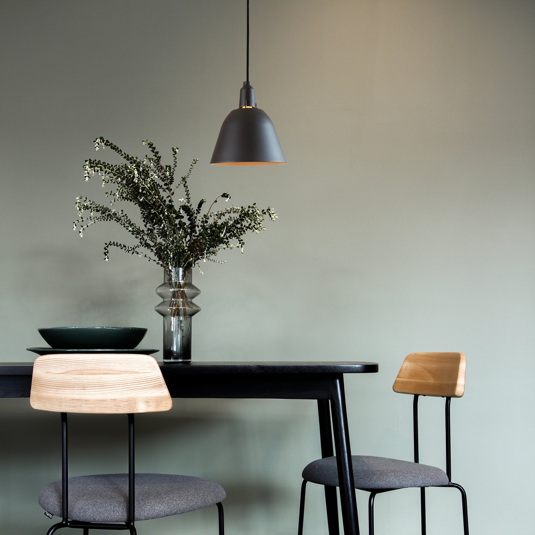 Zlamp P 656-22 pendel 22 cm mørkegrå blendefri