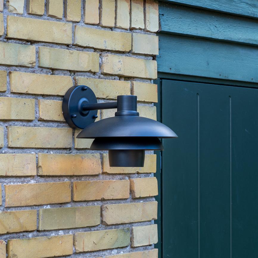 Dyberg Larsen Morph vegglampe utendørs sort Ø24