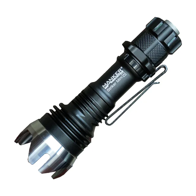 Master LED Striker Mini aluminium lommelykt svart 635 lumen