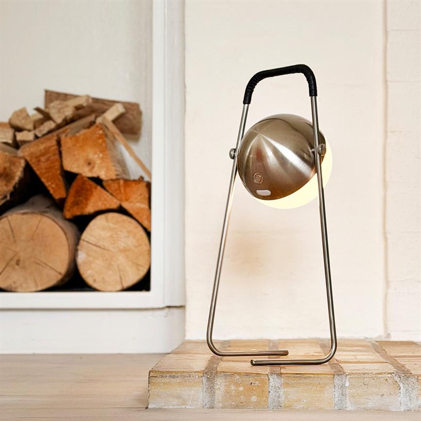 Dyberg Larsen Mova bordlampe svart oppladbar LED