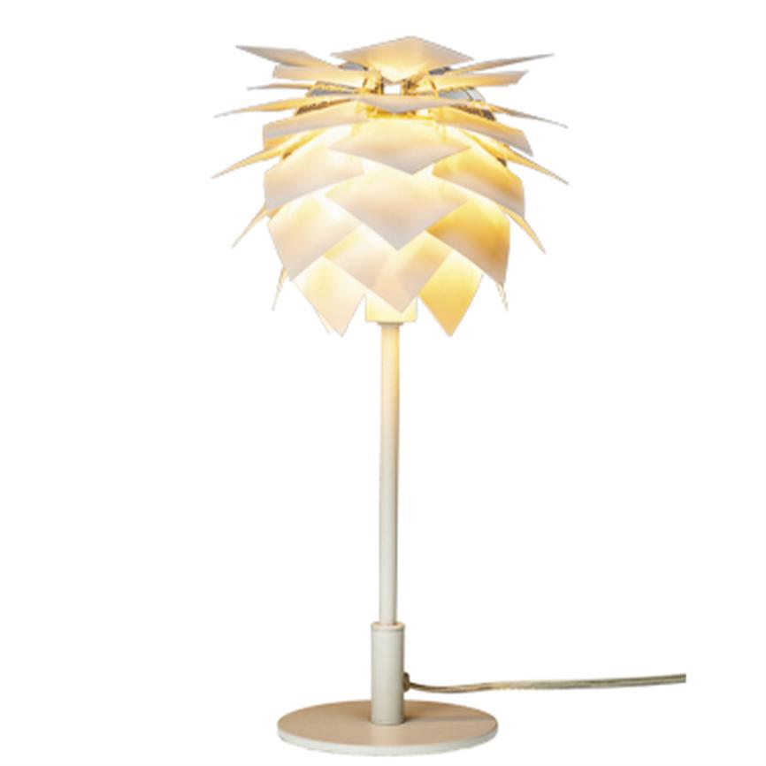 Dyberg Larsen PineApple bordlampe hvit ananas