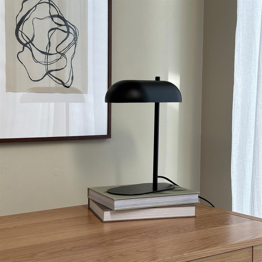 Dyberg Larsen Arch bordlampe svart messing
