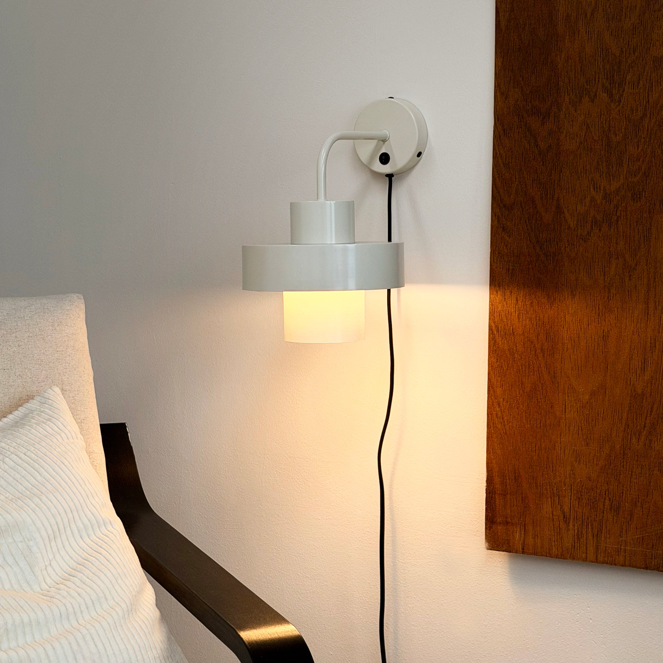 Dyberg Larsen Stoke vegglampe kit hvit Bauhaus