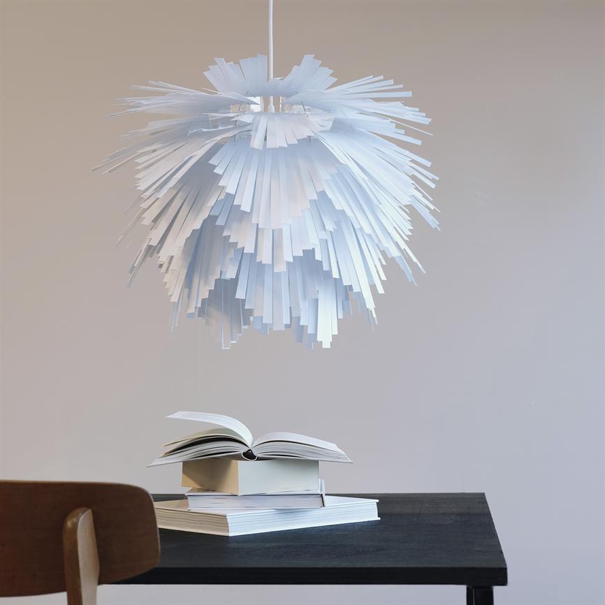 Dyberg Larsen Illumin Cascade Medium pendel hvit foss