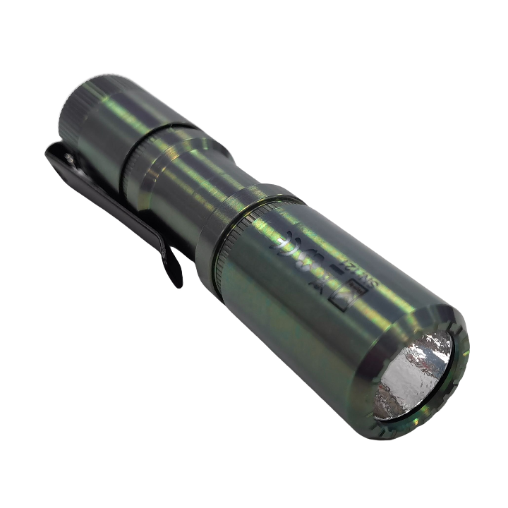 Master LED E05 II Ti kobber lommelykt grønn MAO 1300 lumen