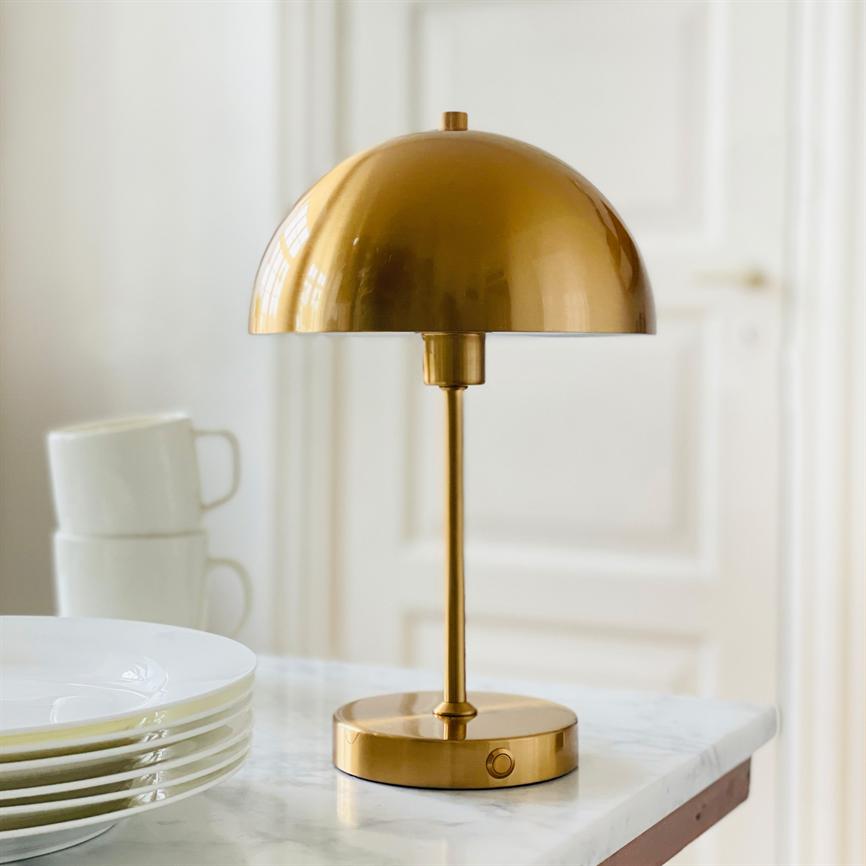 Dyberg Larsen Stockholm V2.0 bordlampe antik messing