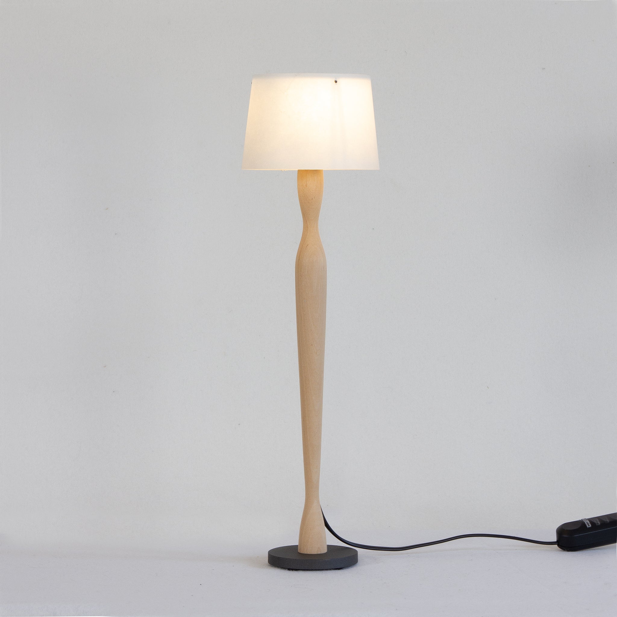 Zlamp Janzon bordlampe liten bjørk dimmer