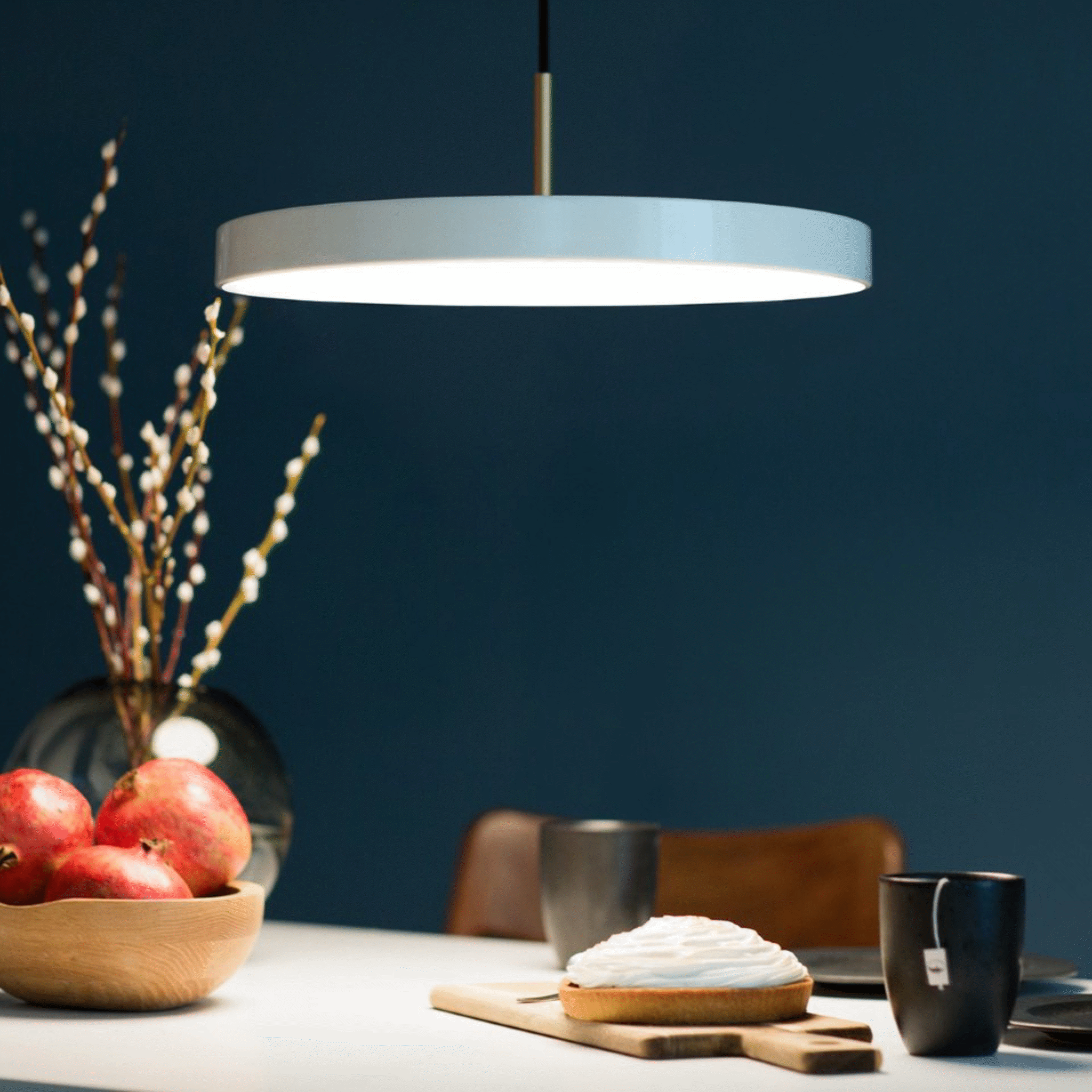 UMAGE Asteria Plus pendel perlehvit messing medium