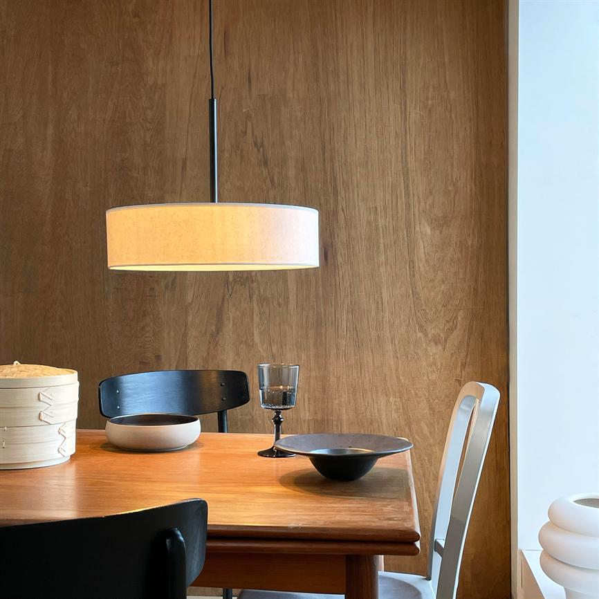 Dyberg Larsen Calix pendel low tekstilskjerm