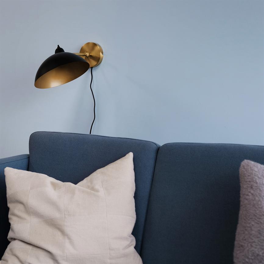 Dyberg Larsen Futura vegglampe svart messing
