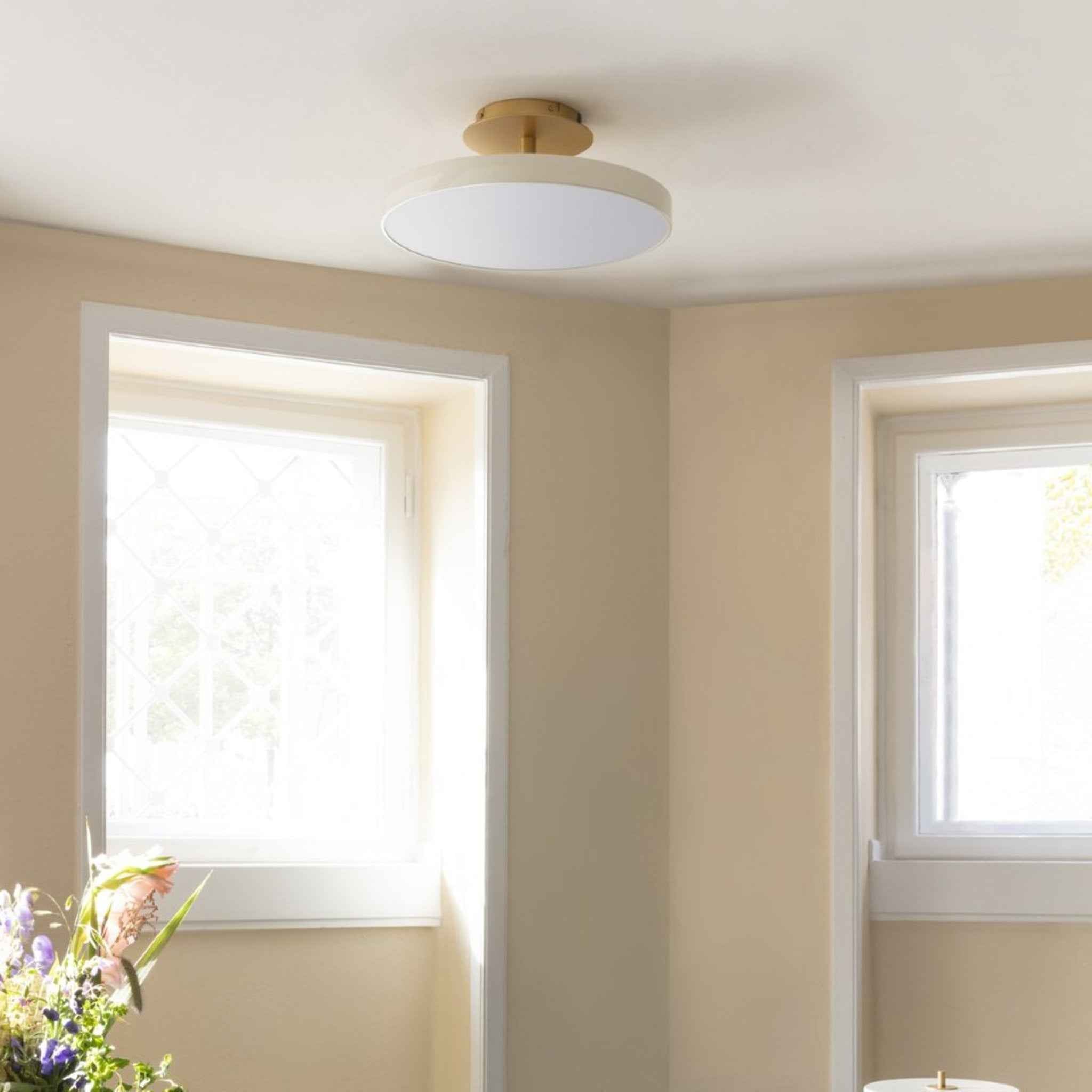 UMAGE Asteria Up taklampe perlehvit medium