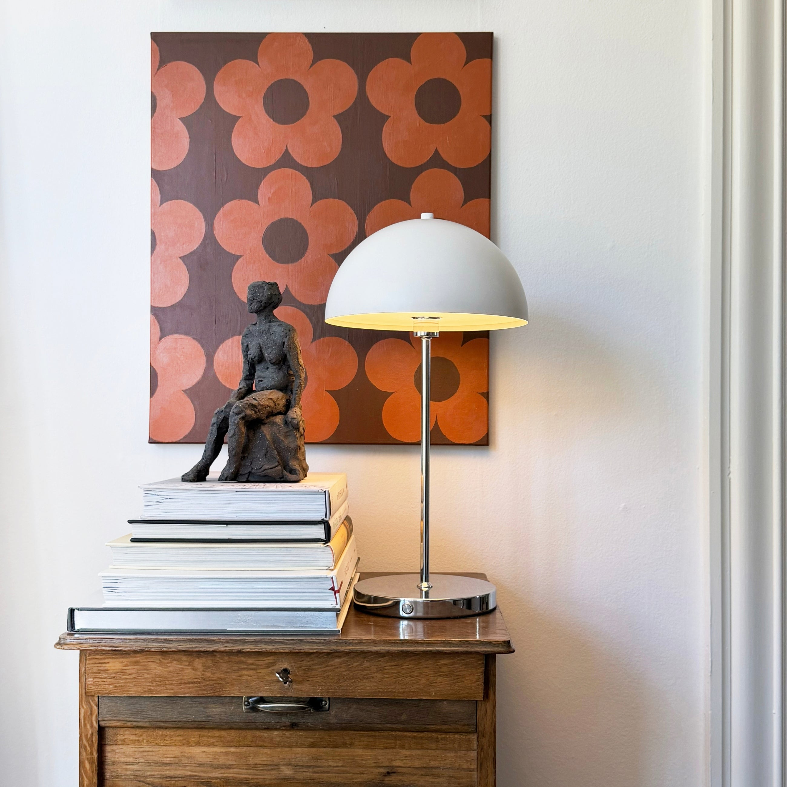 Dyberg Larsen Lago V2.0 bordlampe hvit oppladbar