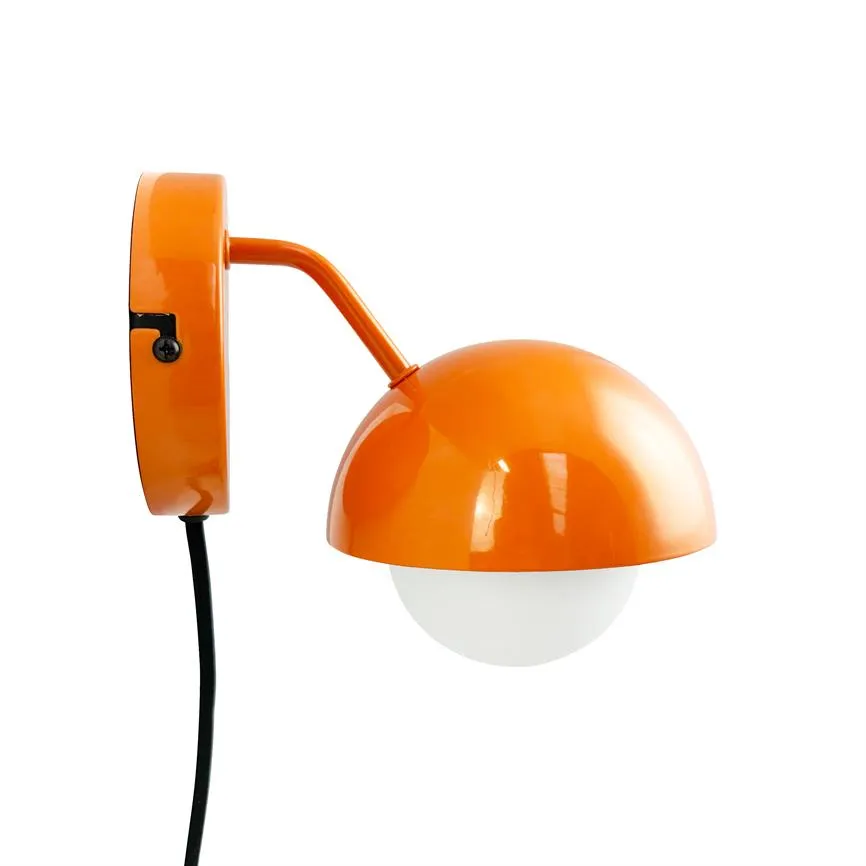 Dyberg Larsen Rose vegglampe orange glass