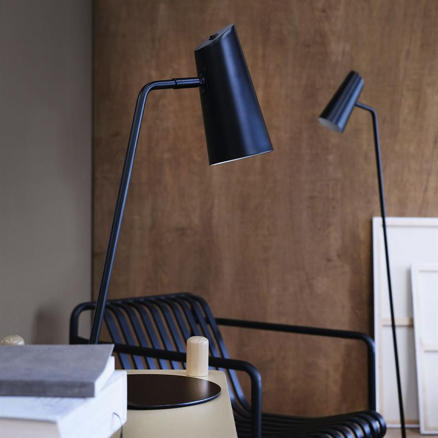 Dyberg Larsen Pallas gulvlampe sort justerbar