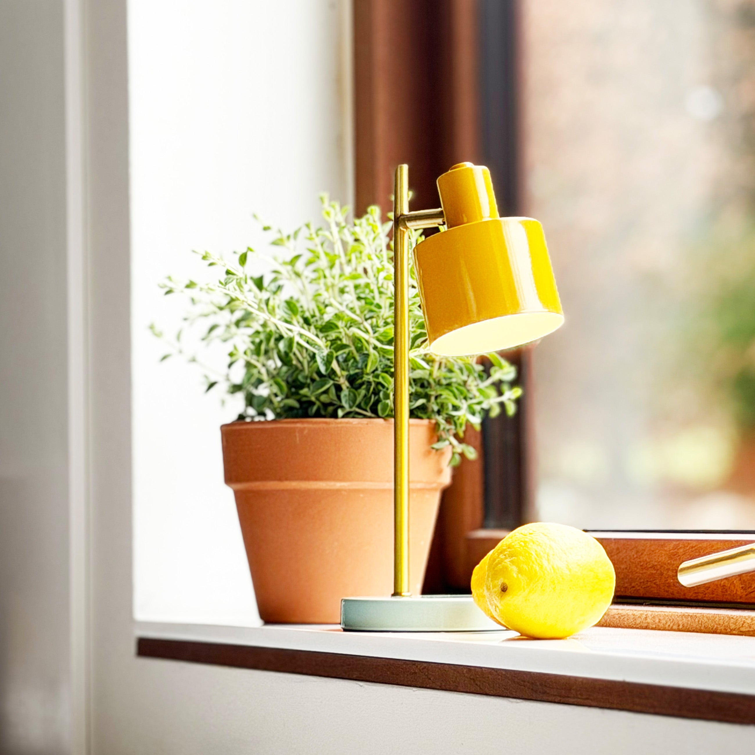 Dyberg Larsen Ocean Mini bordlampe curry/turkis oppladbar